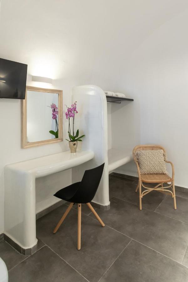 Doukas Caldera Suites Фира Екстериор снимка